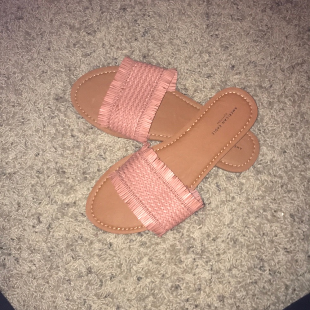 American Eagle sandals